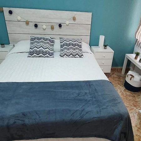 Monela Front Beach Solo Familias Playa de Gandia エクステリア 写真